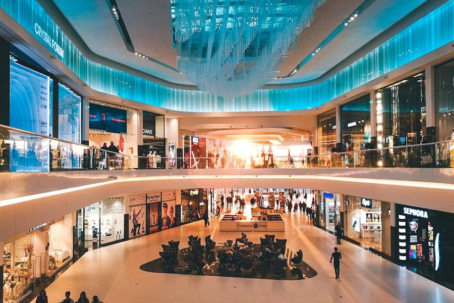 Shopping Mall Atrium & Anchor-Adjacent Store Tour